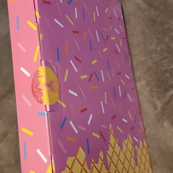 💫LIMITED EDITION - Jeffree Star Ice Cream Mirror - Picture 5 of 6